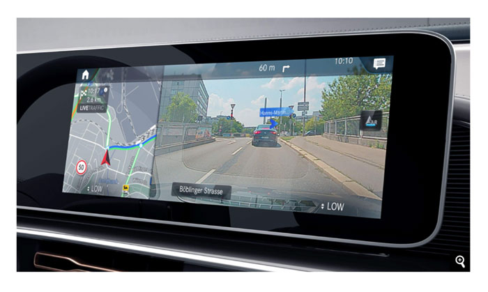 Navigation von Mercedes mit AR-Elementen